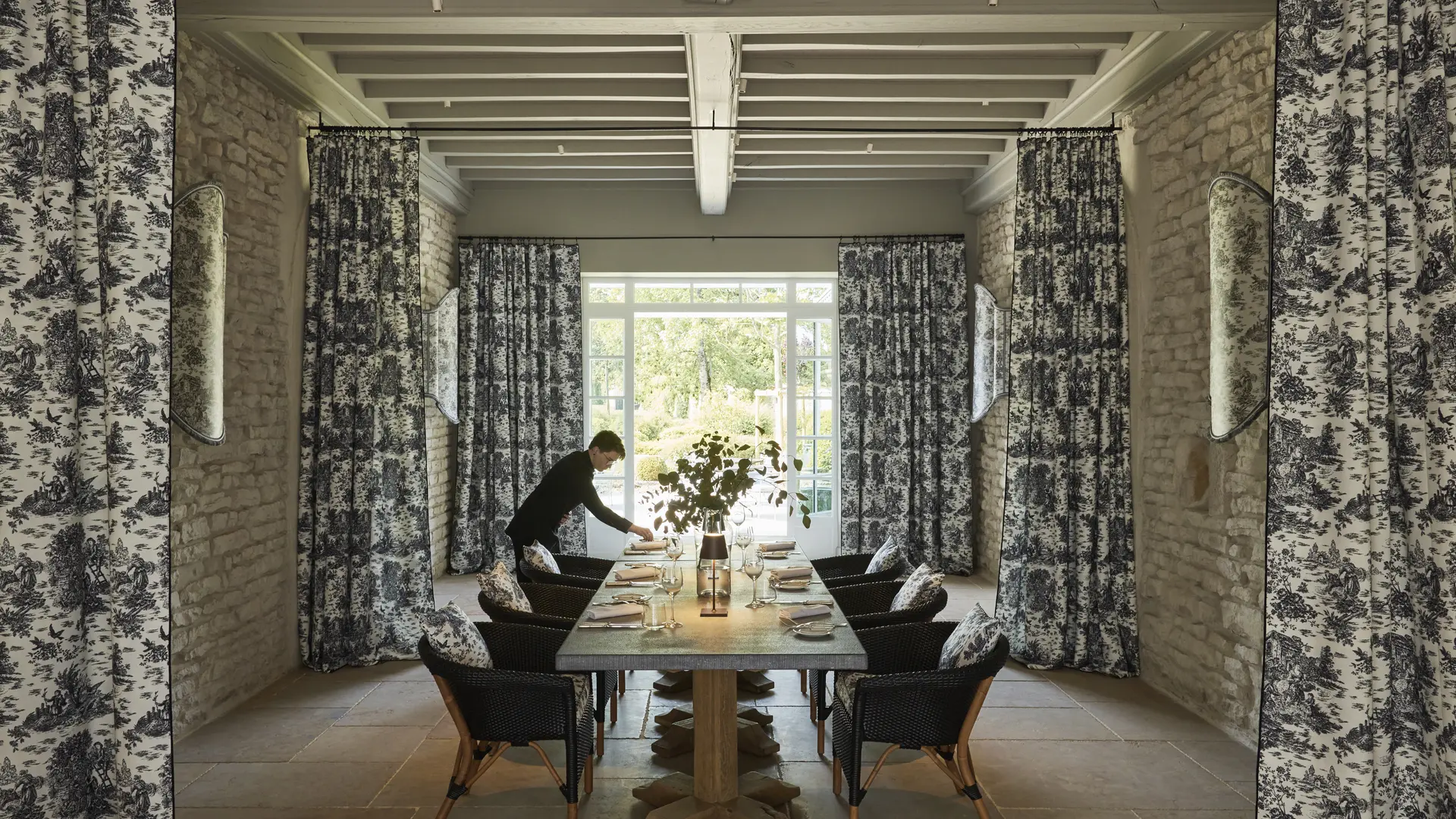 Salle semi-privative