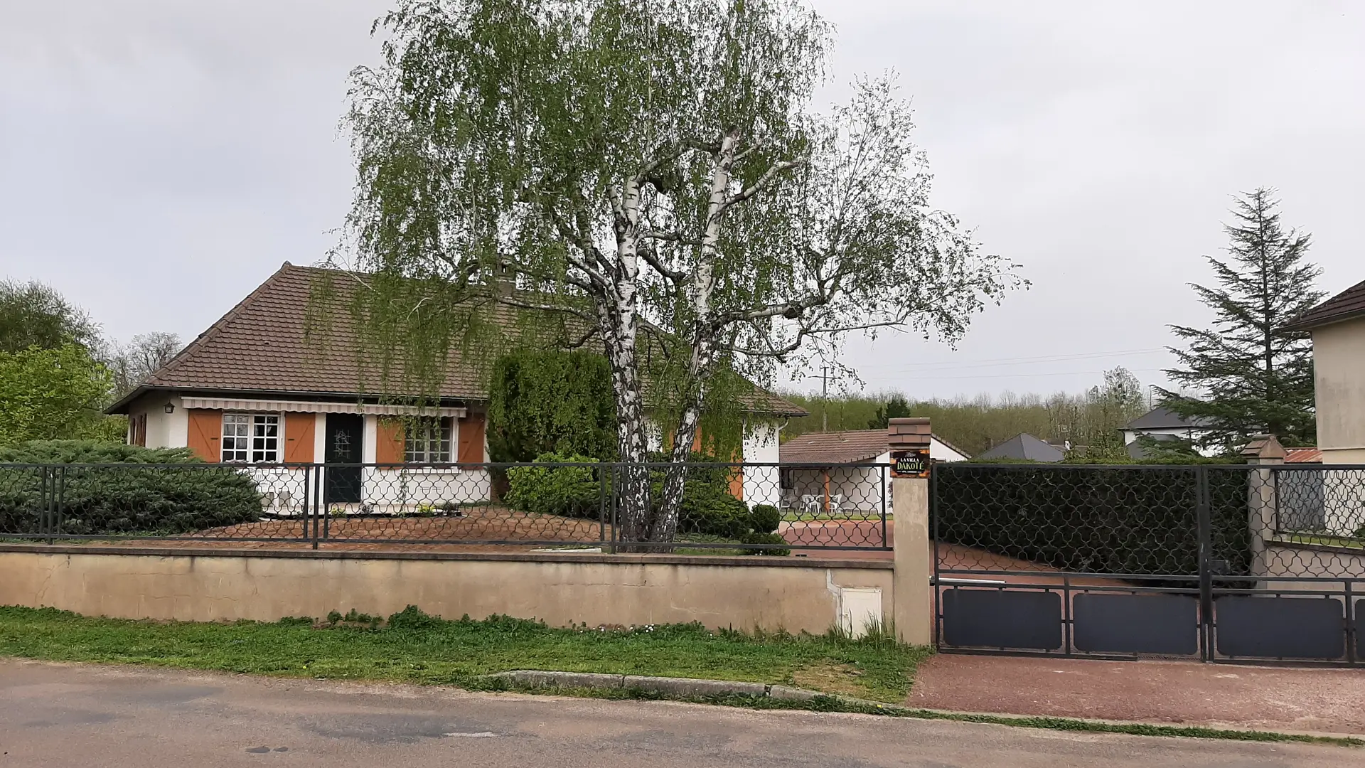 Maison vue de la rue