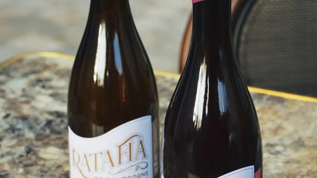 Nos ratafias, l'apéritif bourguignon par excellence