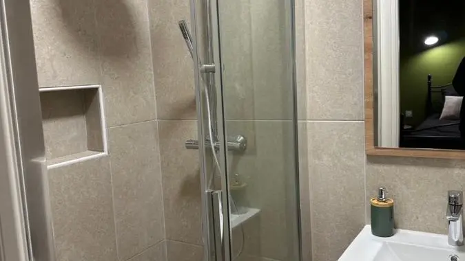 SDB 2 Côté douche