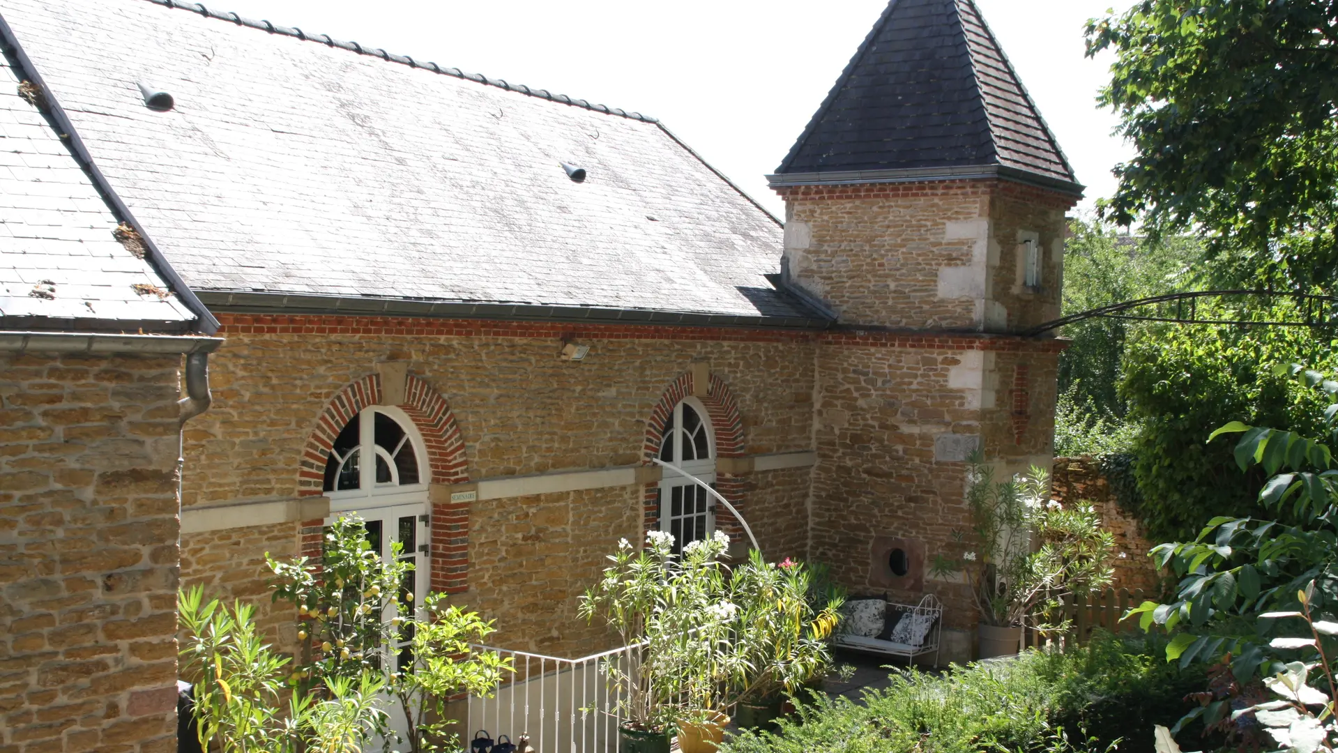 Saint-Desert---Villa-Zelia---Location-de-salle---2019---Orangerie