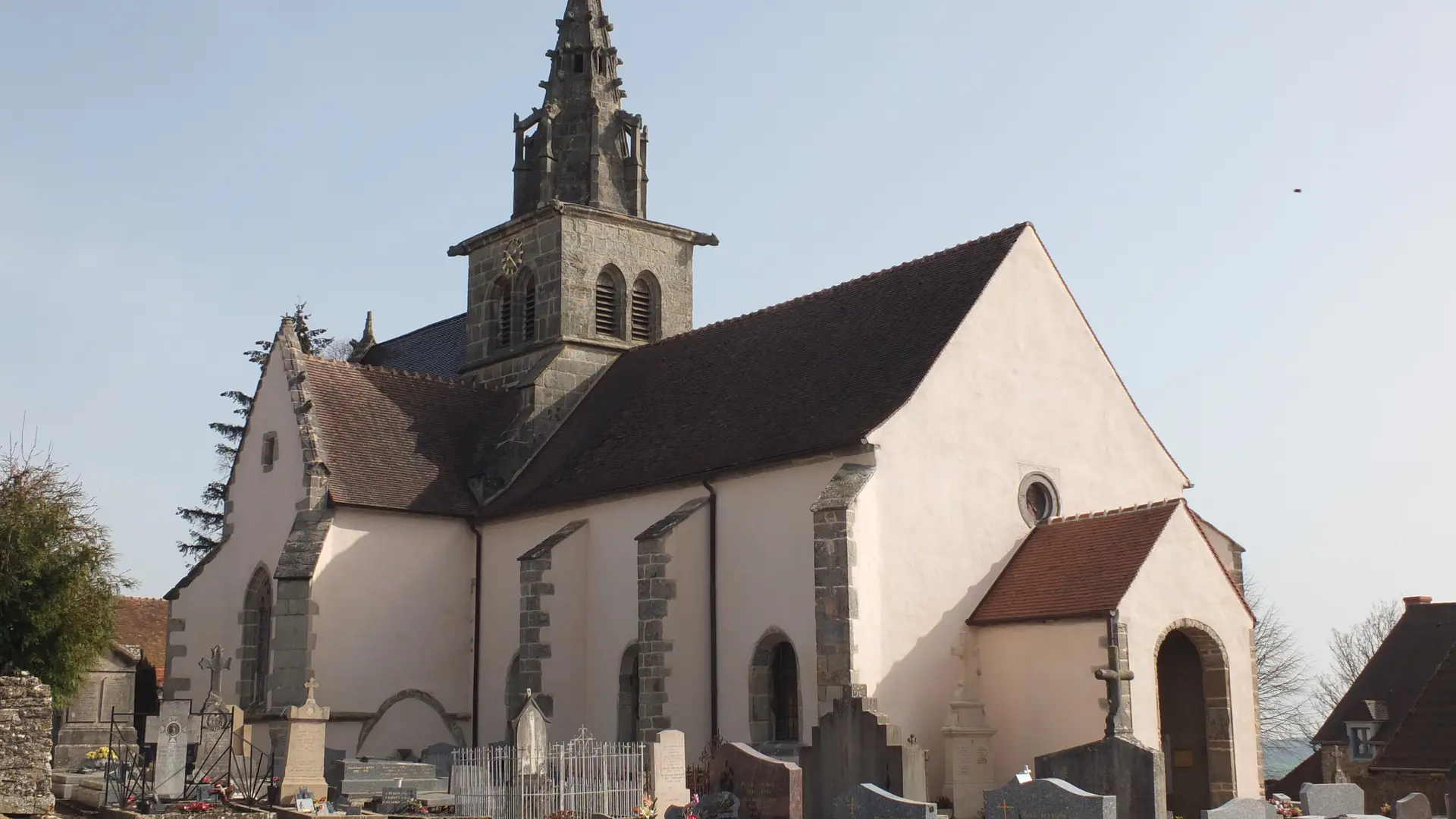 Saint Sernin du Plain - Patrimoine - Eglise Saint Saturnin (4)