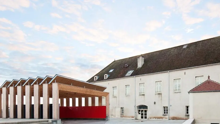 Salle des fêtes Pesmes 4