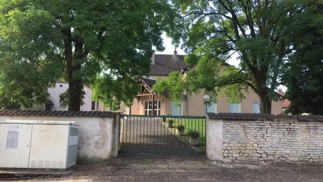 Salle des fêtes ancier 7