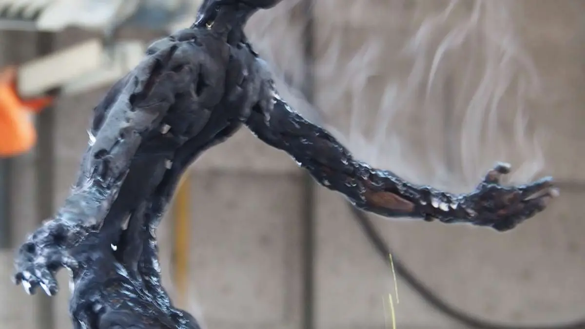 Liberté (sculpture Bronze - patine à la Fonderie Barthélémy CREST)