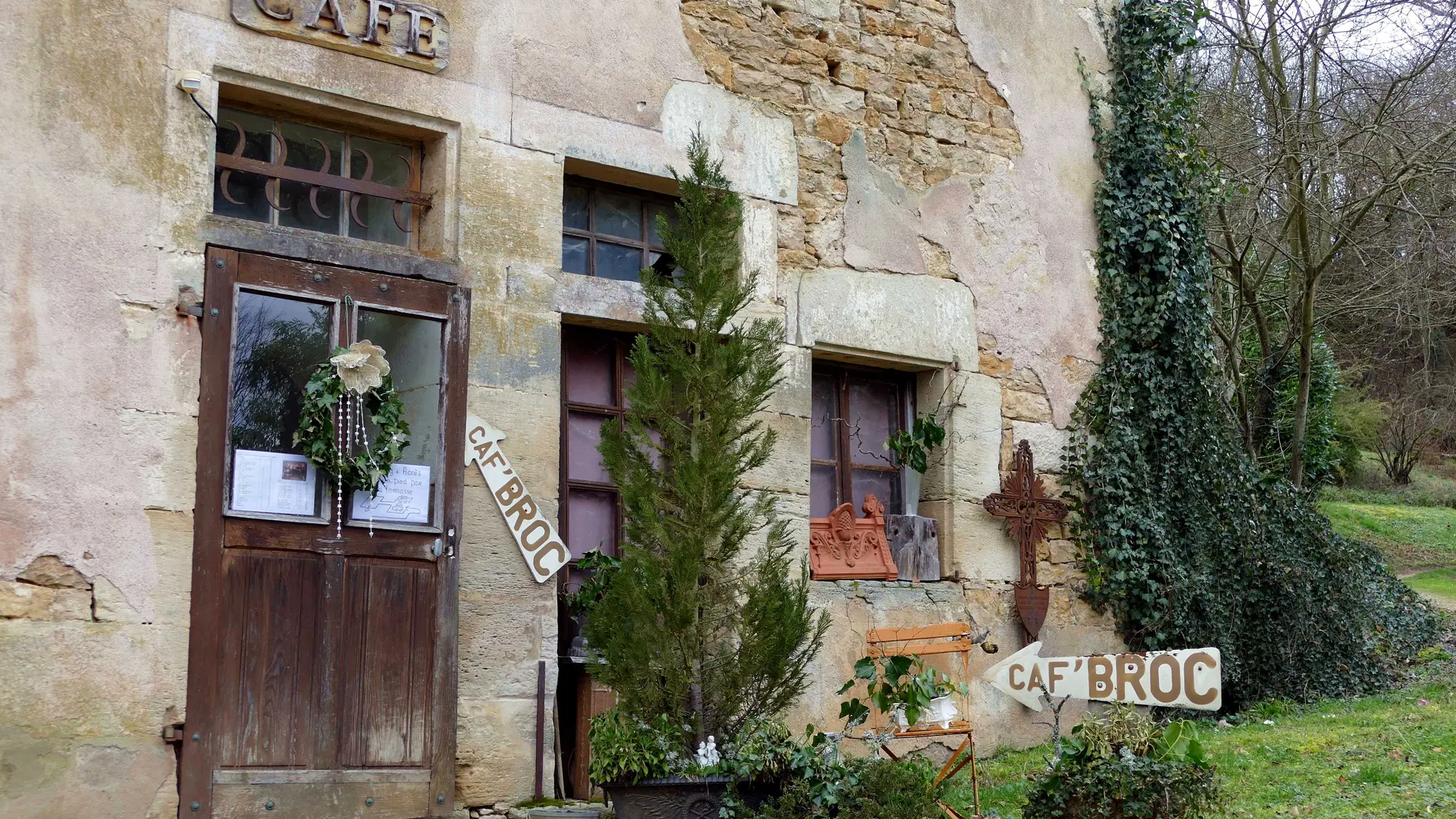 CAFÉ BROCANTE DU CHÂTEAU DE COLOMBIER