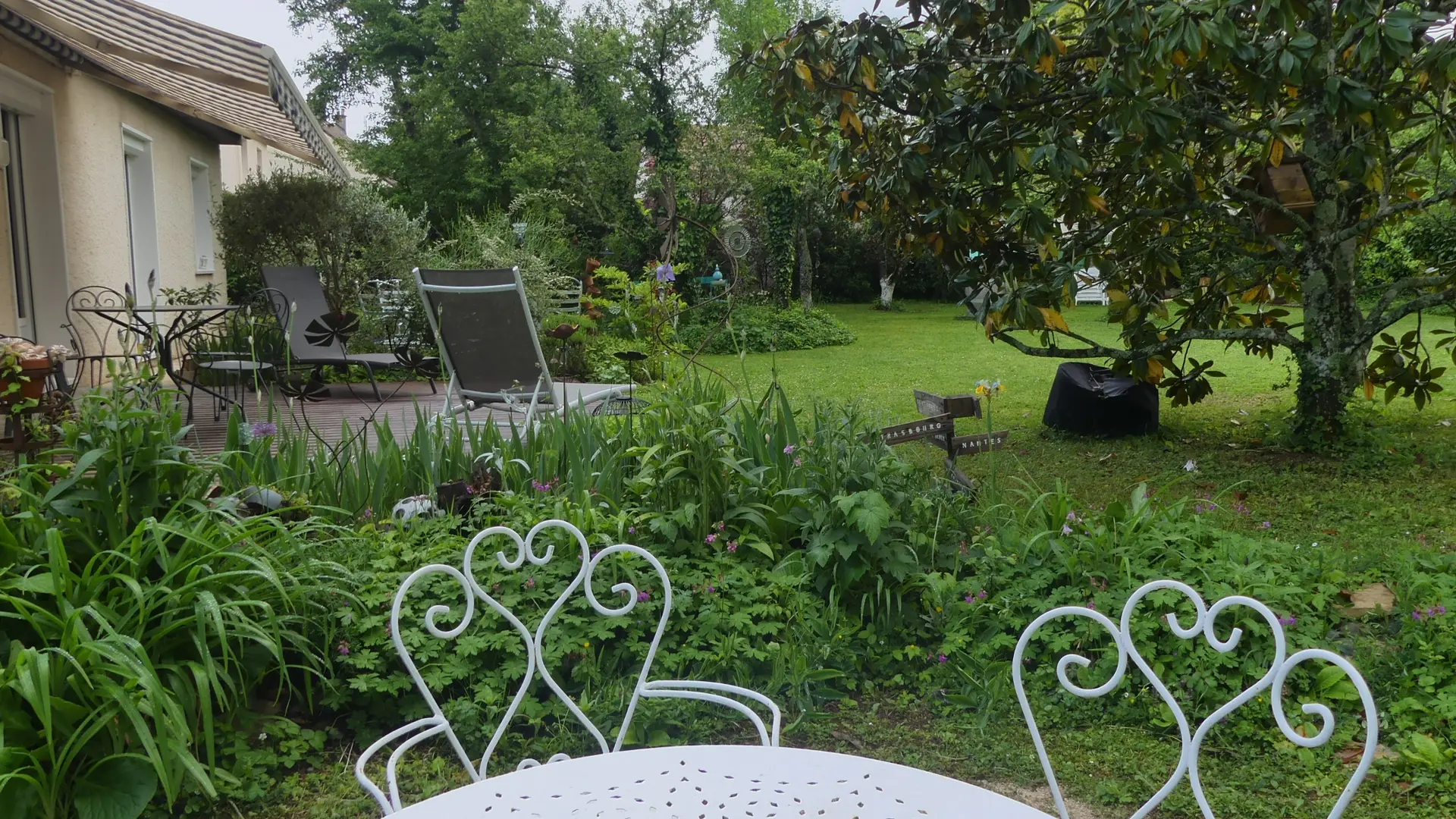 terrasse et jardin