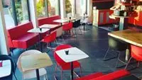 PETIT DEJEUNER SALLE