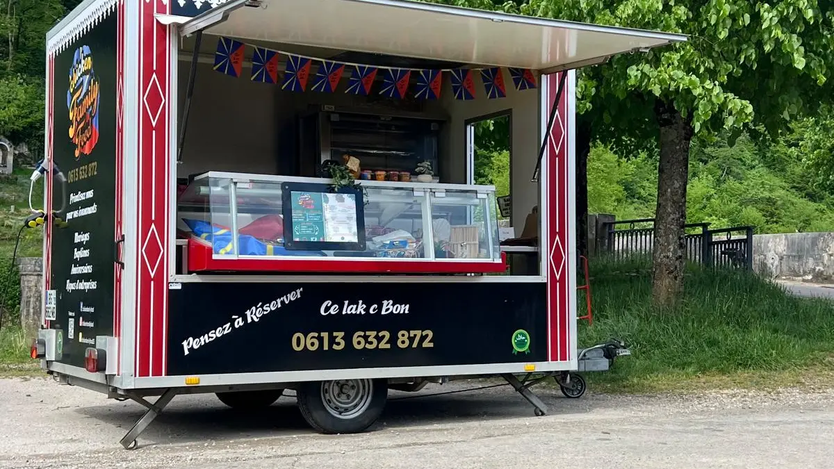 PHOTO-2025-12-05-11-49-41