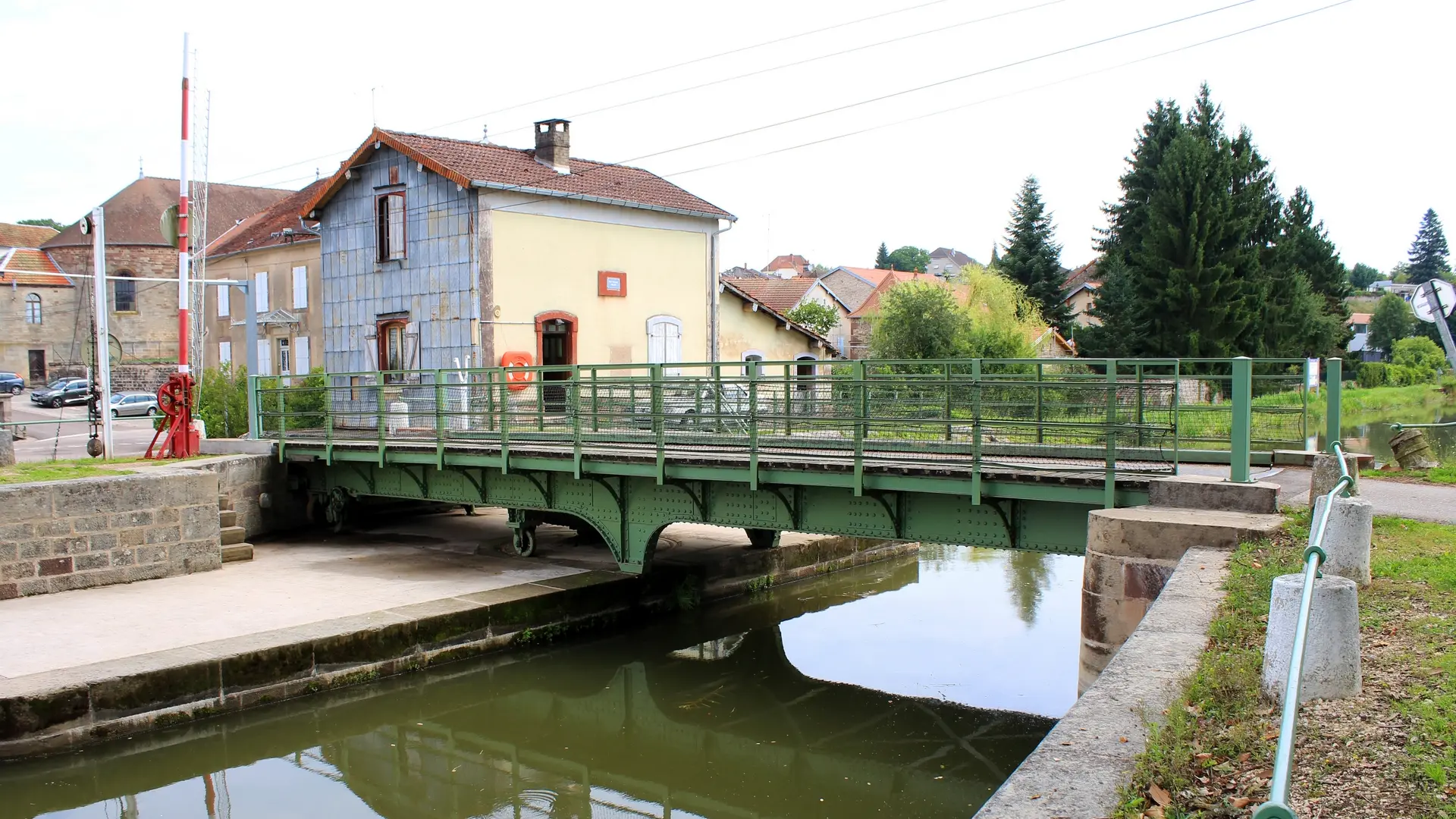 Pont tournant