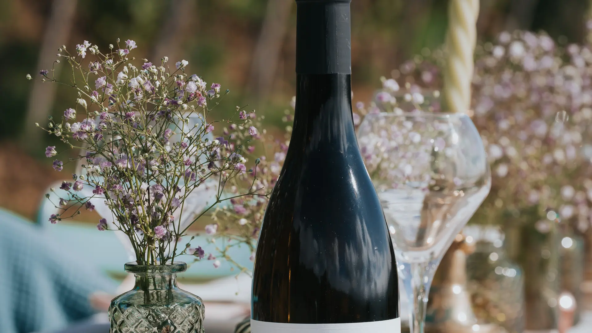 Rocault_repas_vignes_HD-2