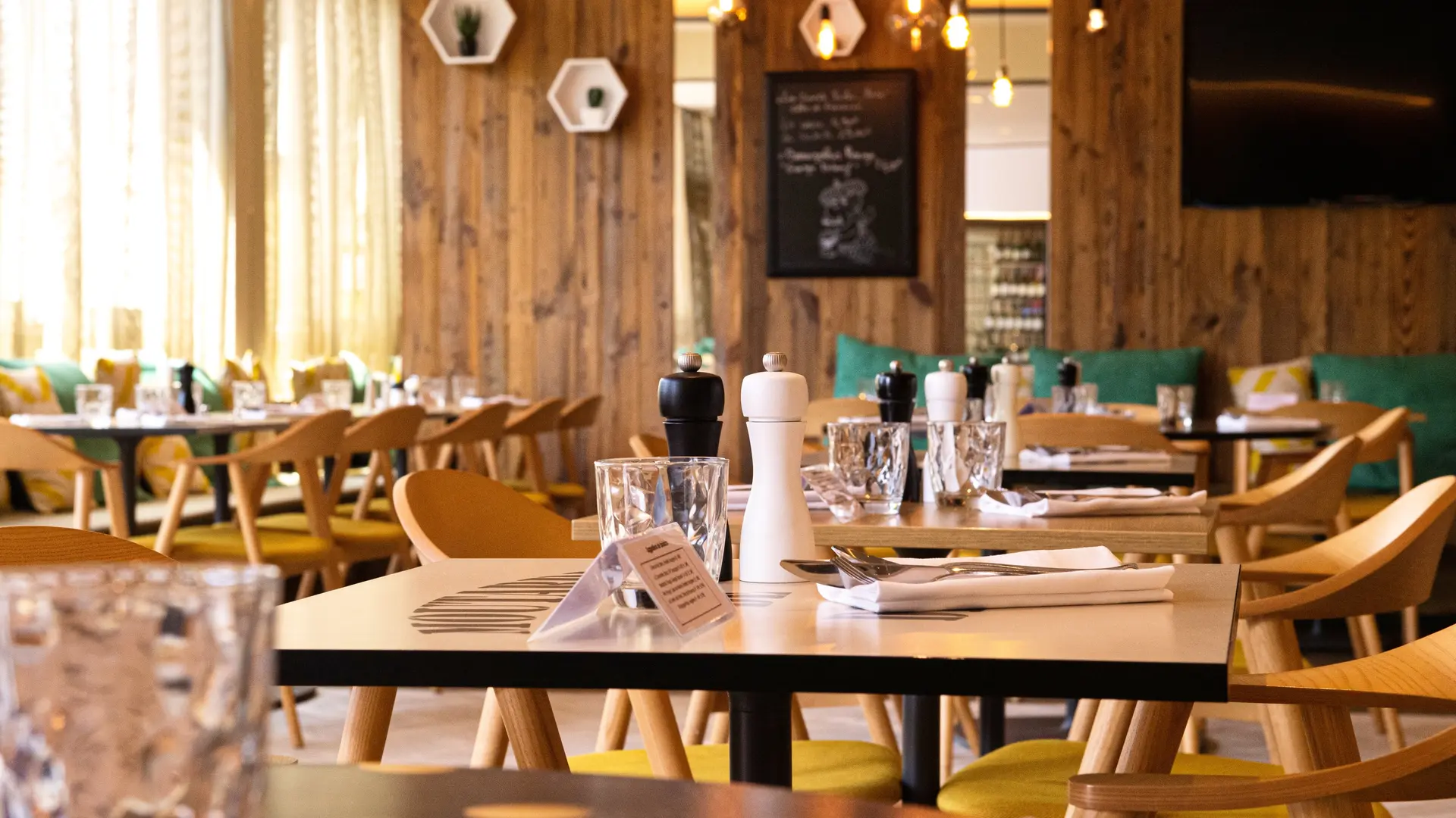 Restaurant-Le-Klub--2-