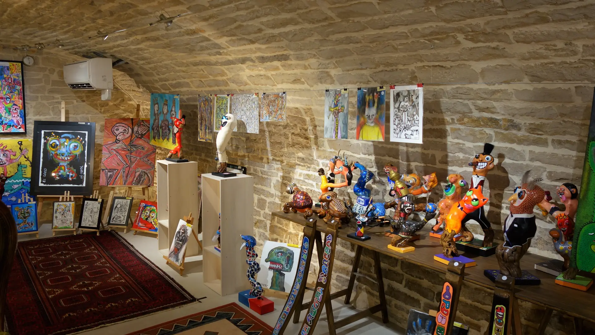 Rully---La-Galerie-Singuliere---2018--17--3