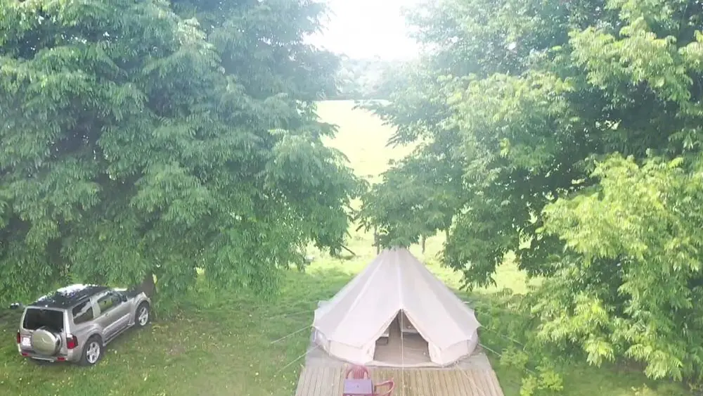 TIPI a la location LA PLAGE AUTET