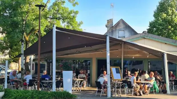 camping - terrasse journée