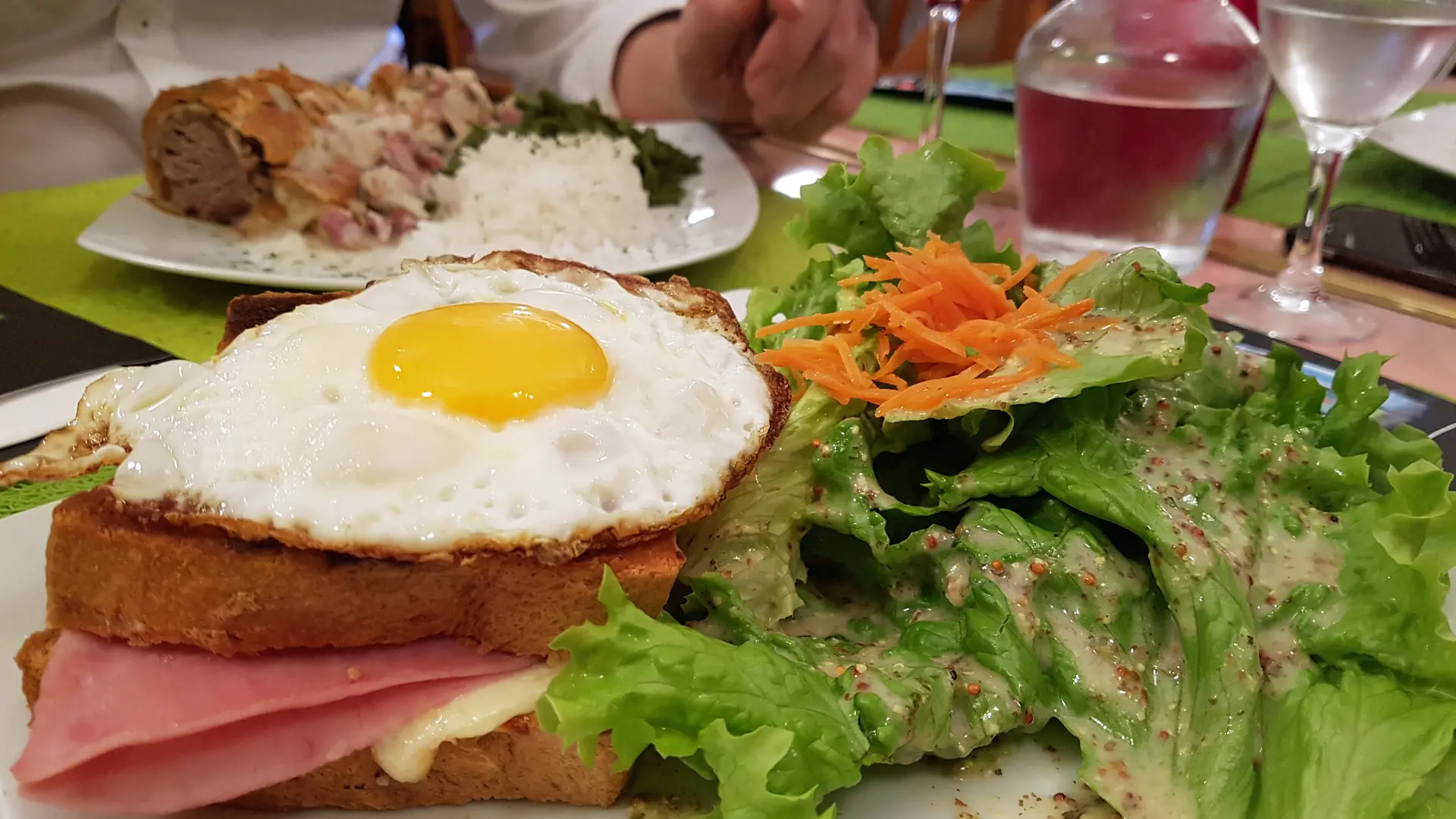 croque-madame, à la carte