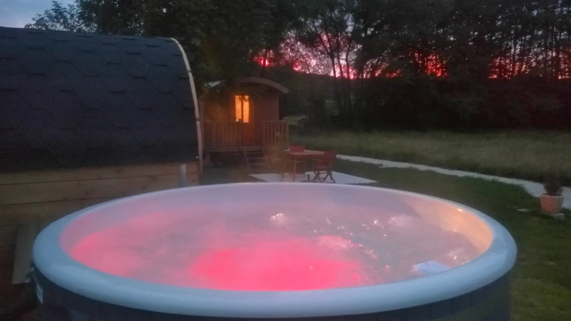 bain nordique_coucher soleil_rouge_remous
