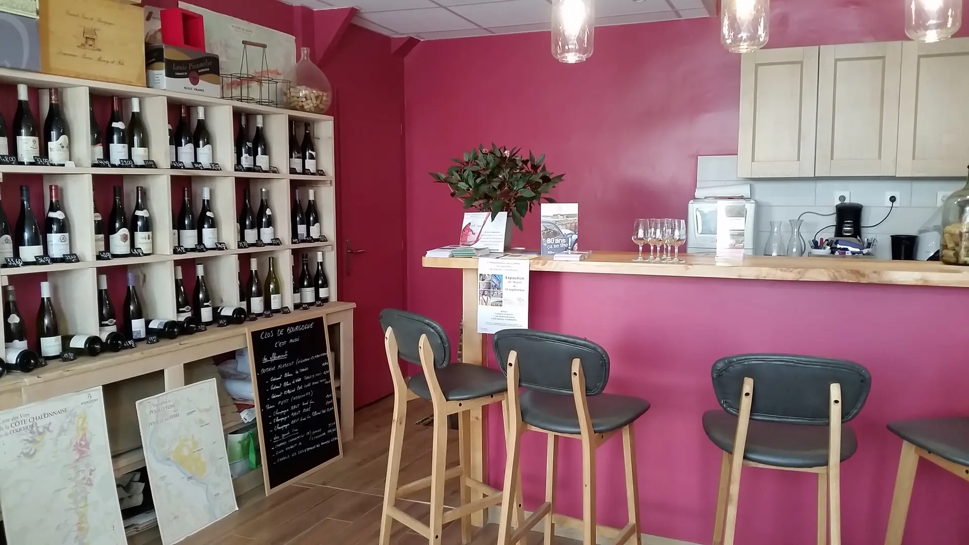 dégustation au bar de la boutique