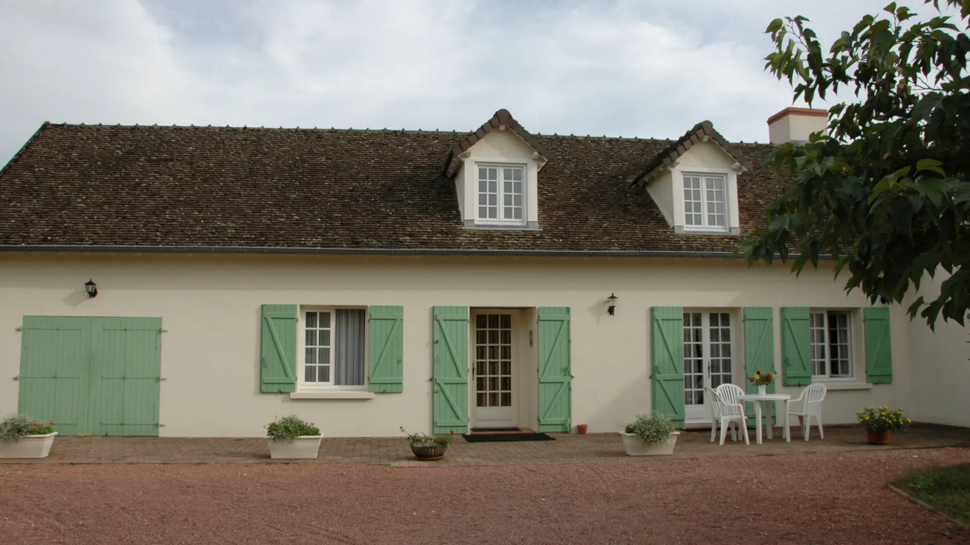 gite coté dheune extérieur