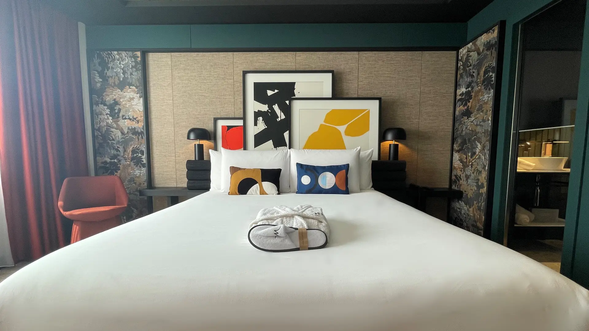 e6d7a813-04c3-4c8c-8459-5967980fe339