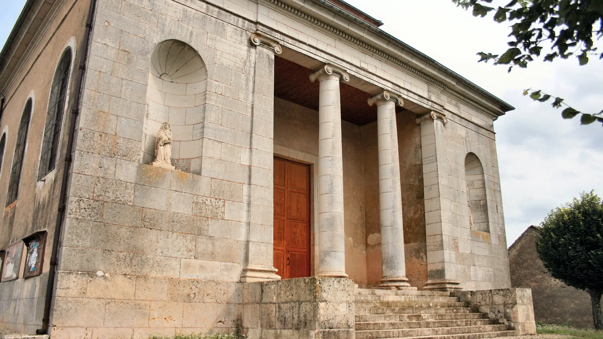 façade église Saint-Didier Frettes