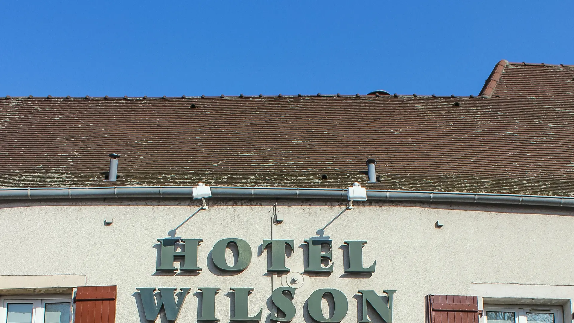 facade-hotel-wilson-dijon