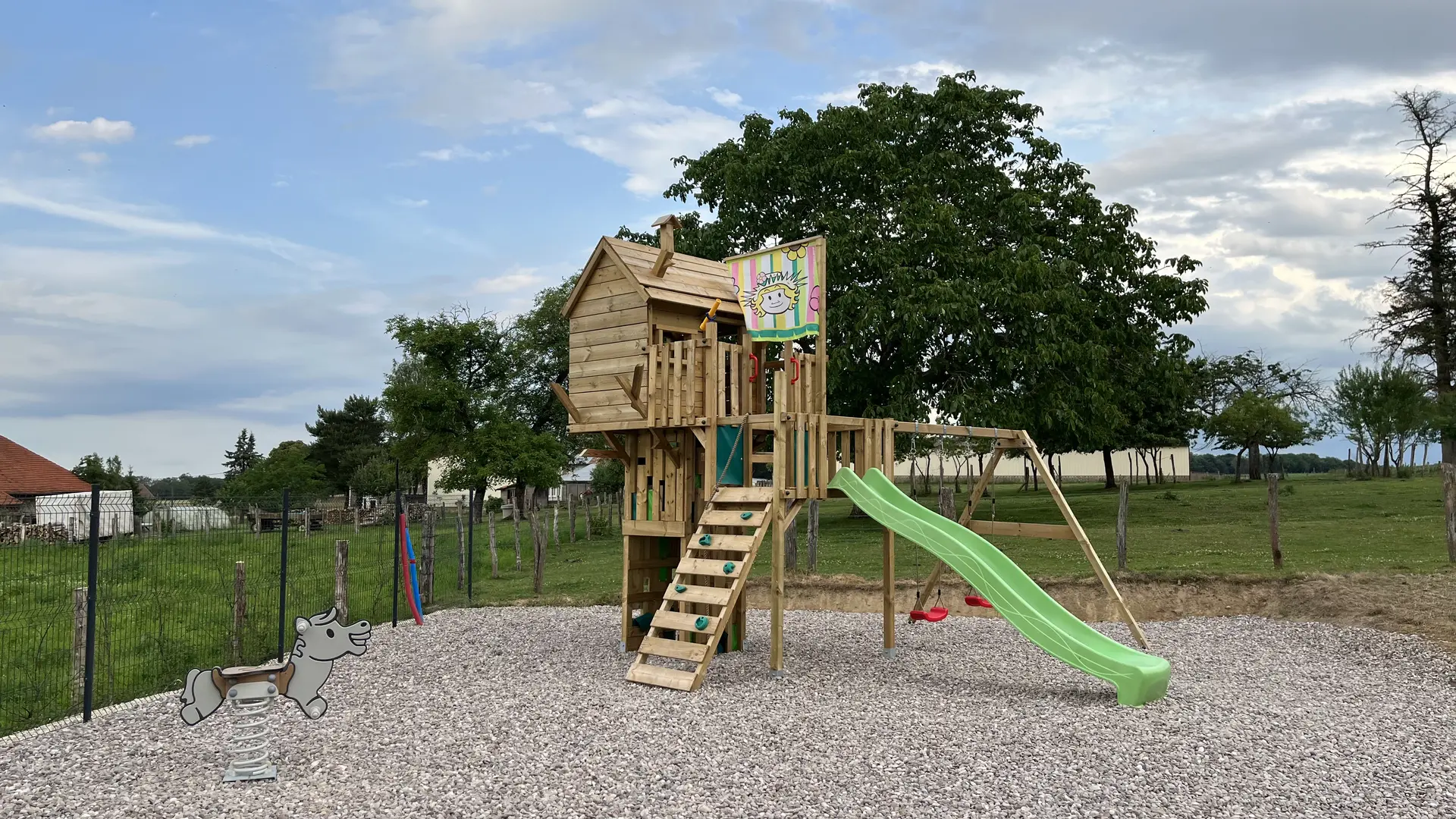 Au Bois Quartois Jeux enfants