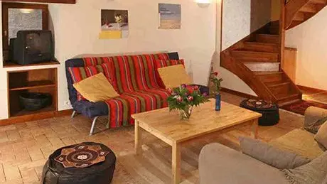 maison-salon-vers-la-chambre