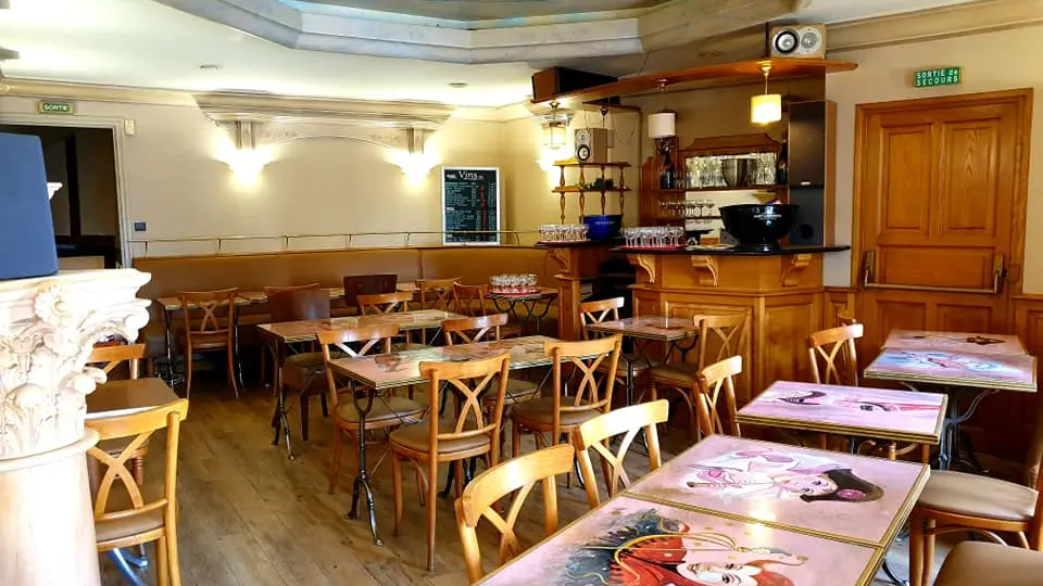 salle de restauration à l'étage