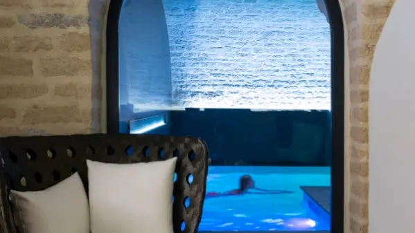 spadijongrandhotelacloche3