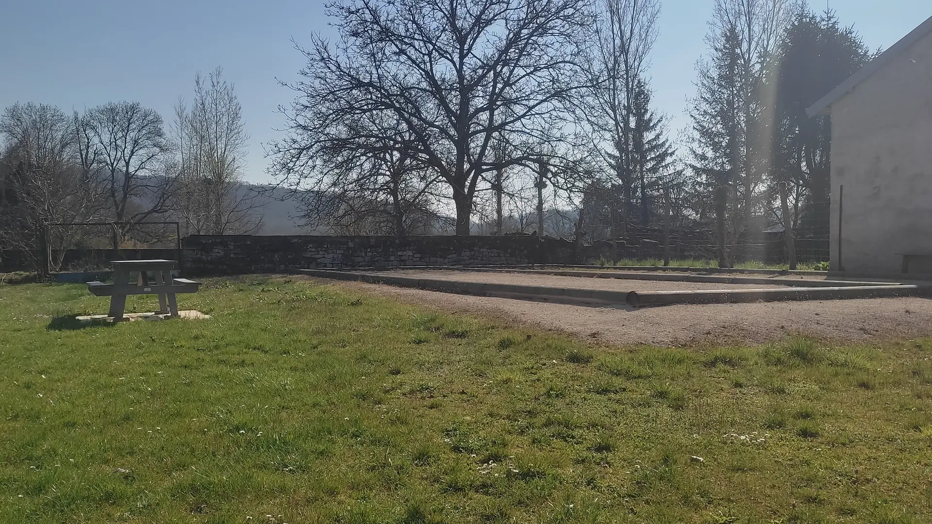 Terrain pétanque Barges