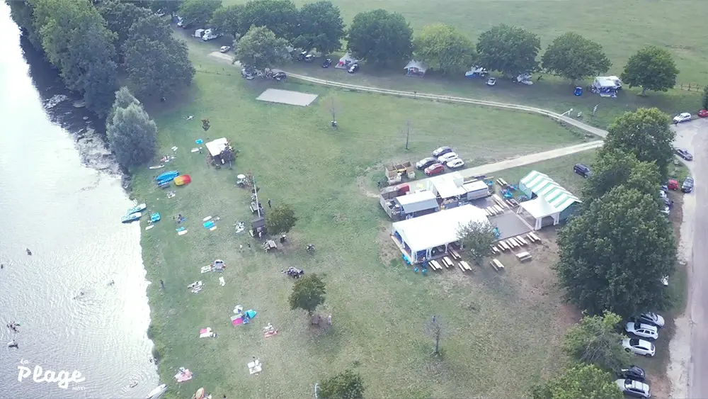 La Plage à Autet baignade surveillée