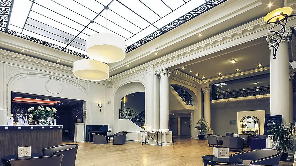 MERCURE LILLE ROUBAIX GRAND HÔTEL hall