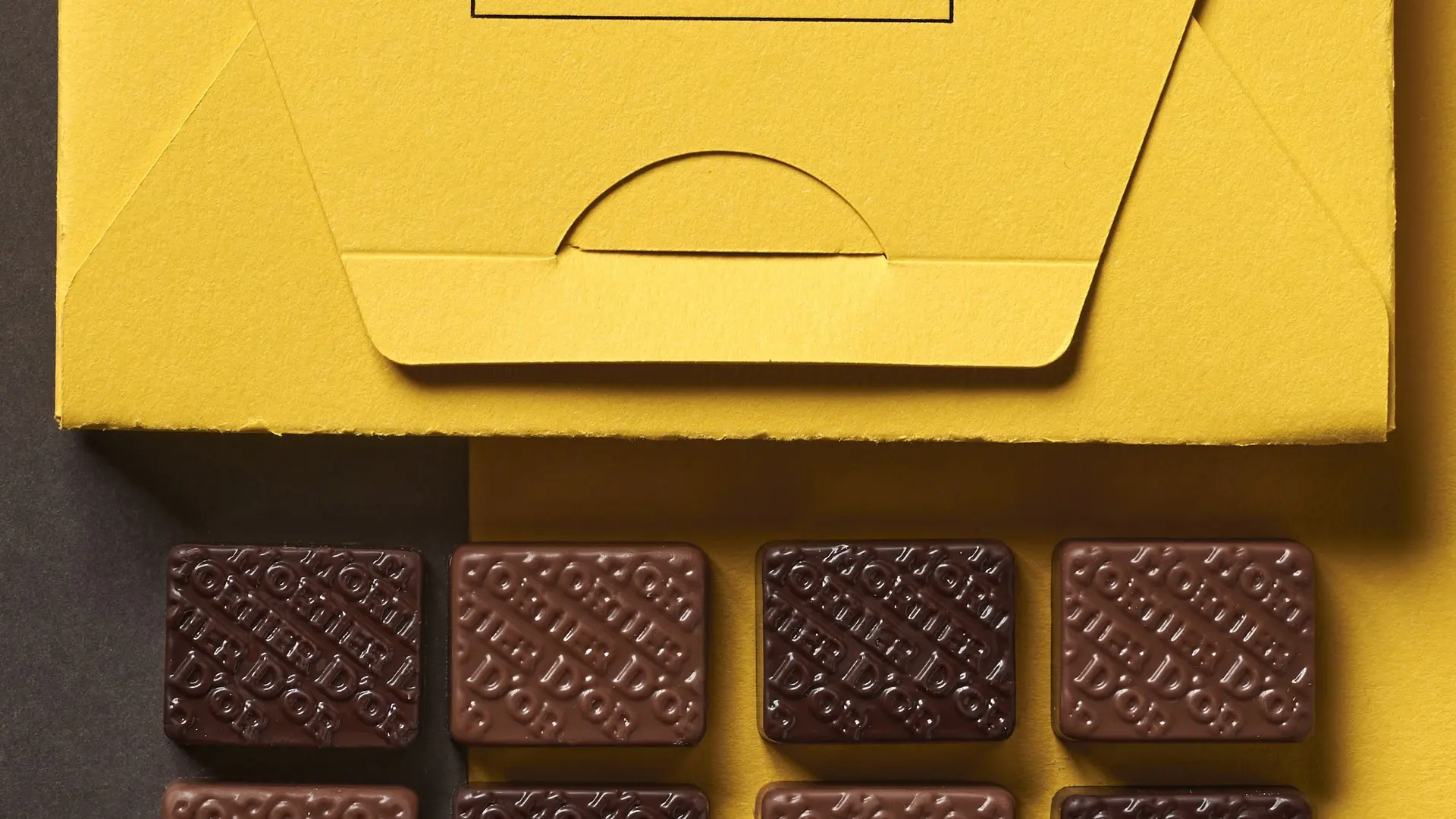 Maison Caffet - etui de 16 MORTIERS (1a)