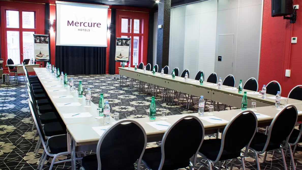 Mercure Lille Centre Vieux Lille - Salle en disposition U