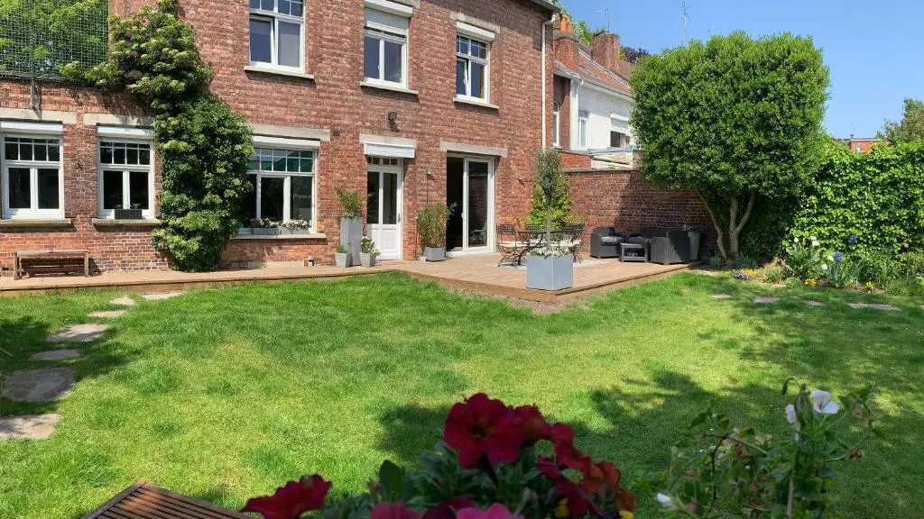 AuPetitChateau_exterieur (2)