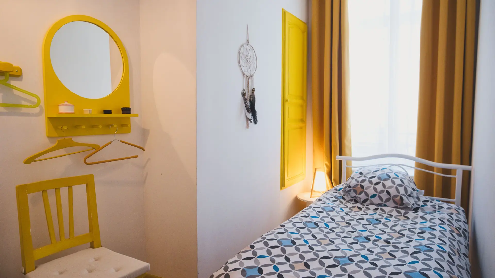 CHAMBRE 1 LIT 1 PERSONNE