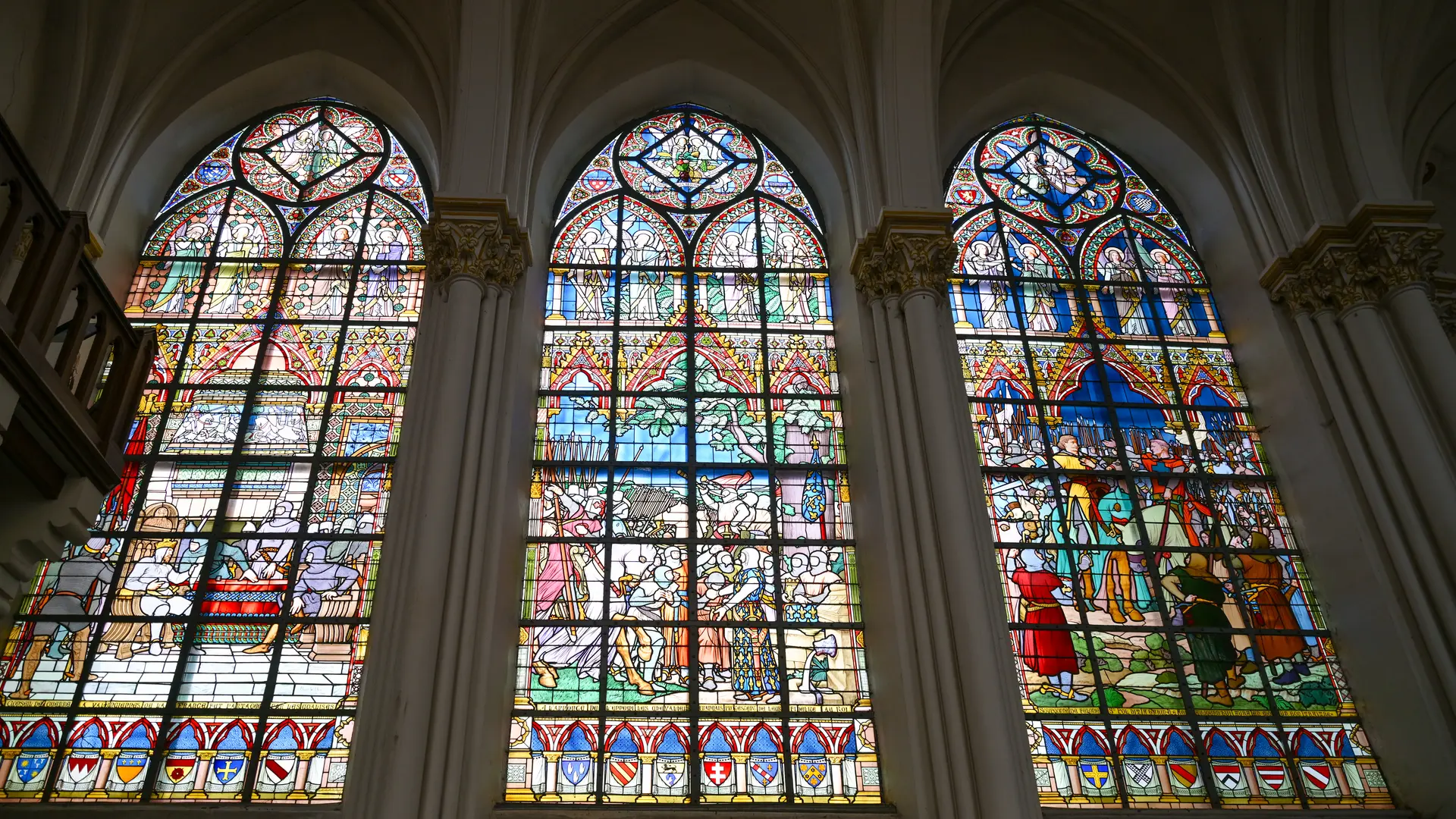 Vitraux église de Bouvines