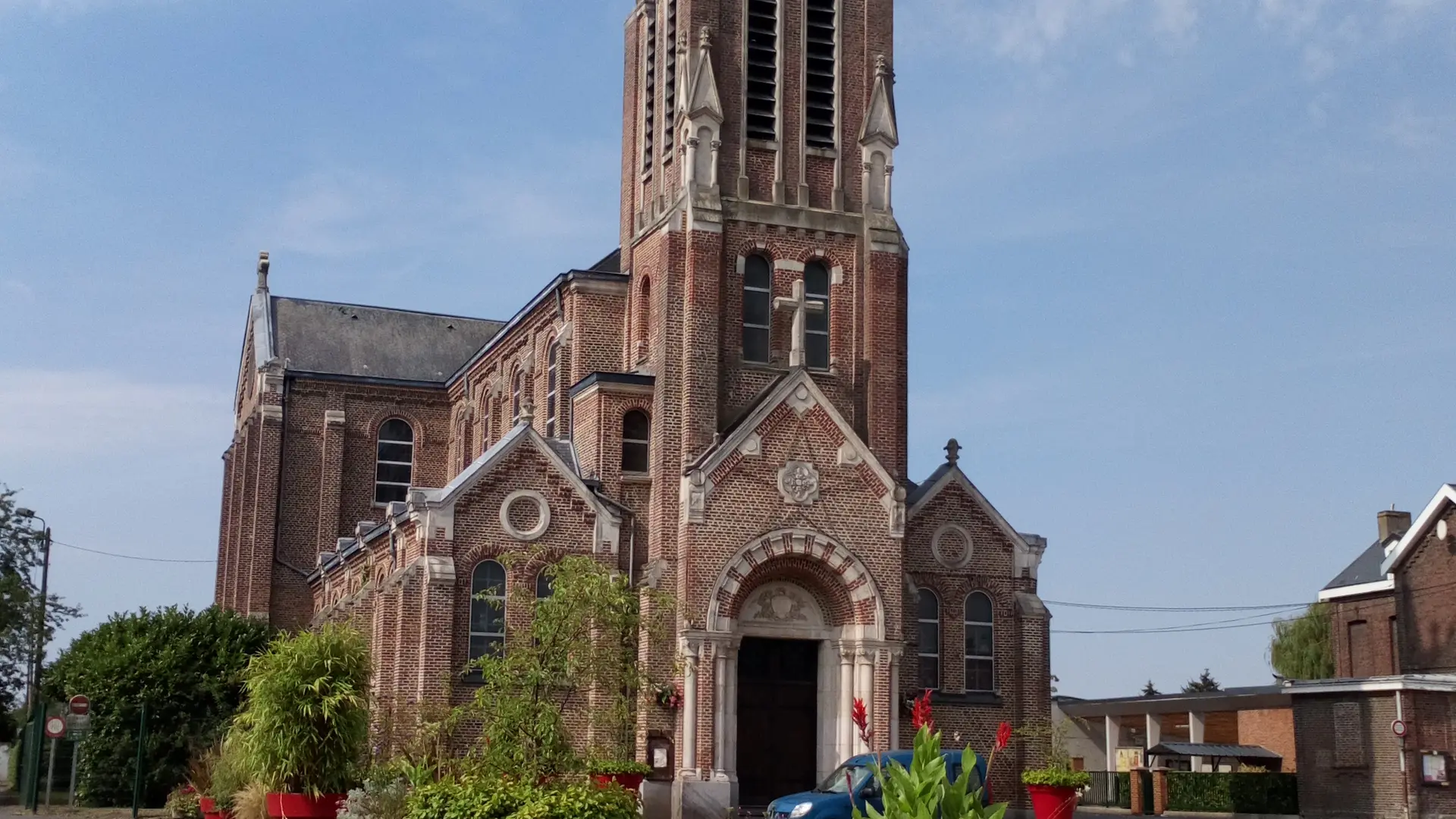 Eglise Escaupont 1875 Haut clocher de 38m