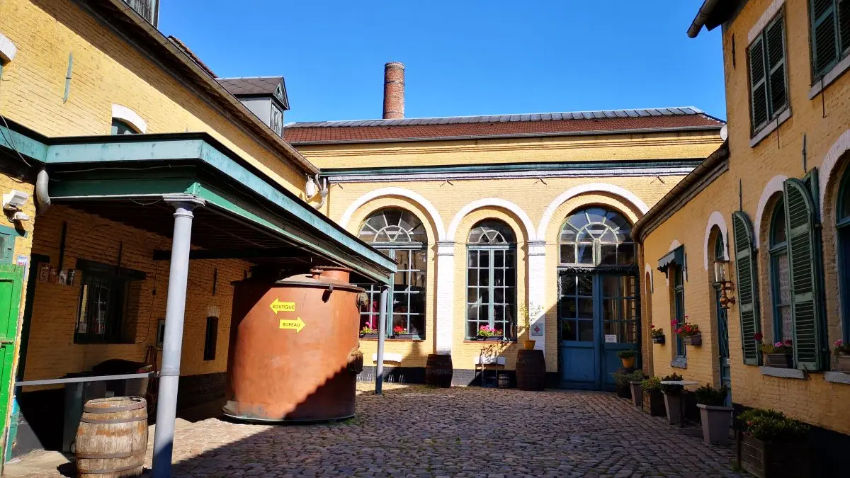 Entrée Distillerie Claeyssens Wambrechies