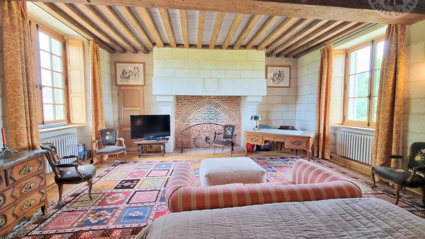 LARGNY SUR AUTOMNE Le Manoir de la Cour
