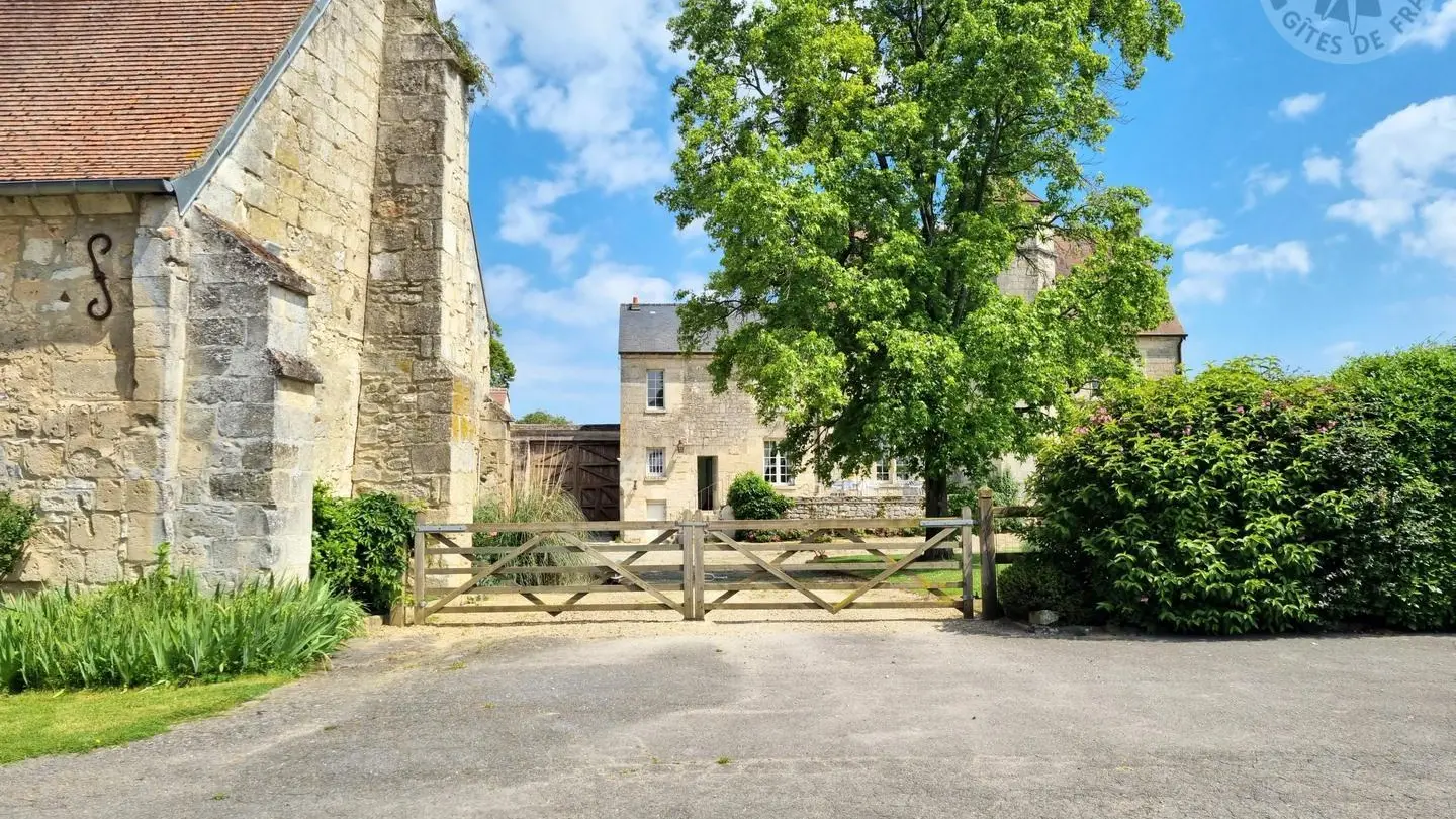LARGNY SUR AUTOMNE Le Manoir de la Cour