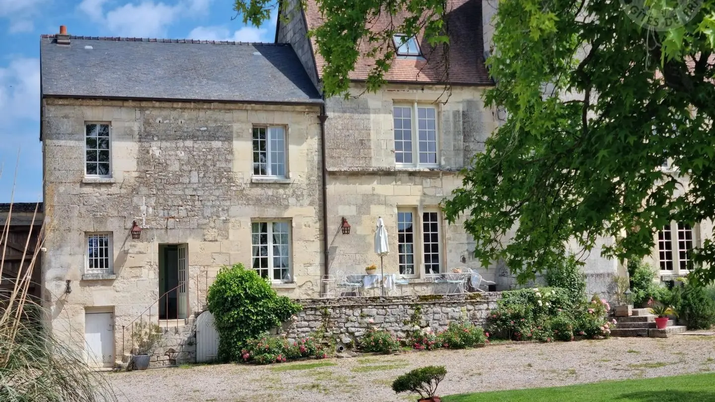 LARGNY SUR AUTOMNE Le Manoir de la Cour