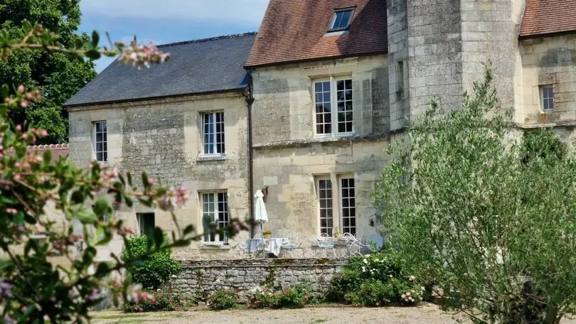 LARGNY SUR AUTOMNE Le Manoir de la Cour