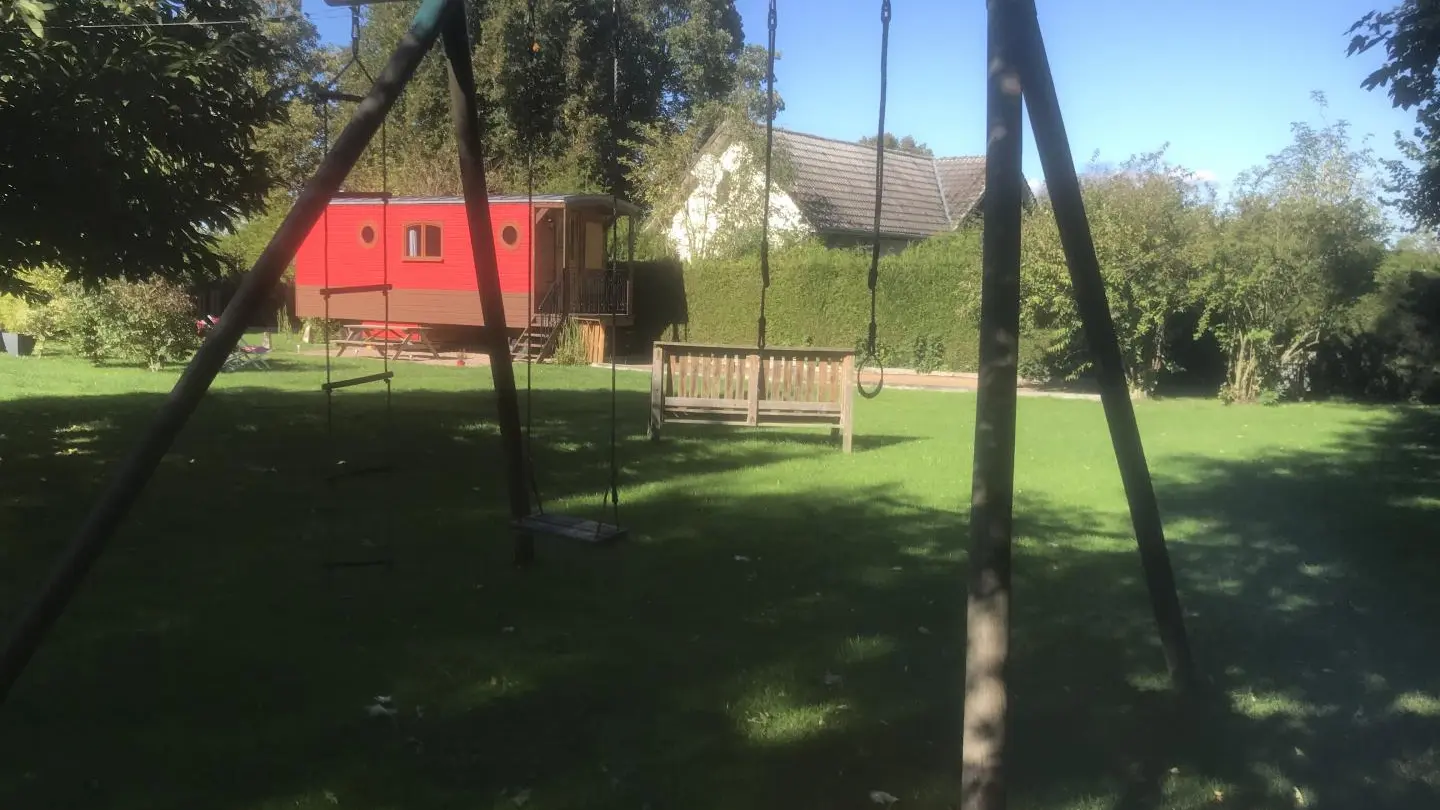SEUX Les pieds dans l'herbe