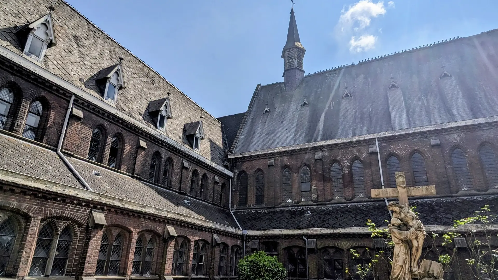 Jardin du cloître ©Saisons Zéro
