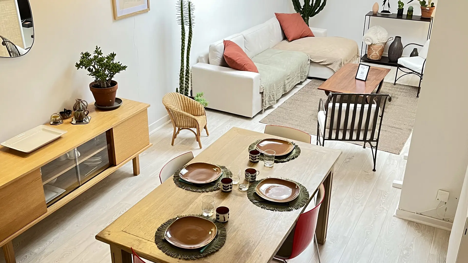 Rent to Dey Services @ Audrey Debavelaere