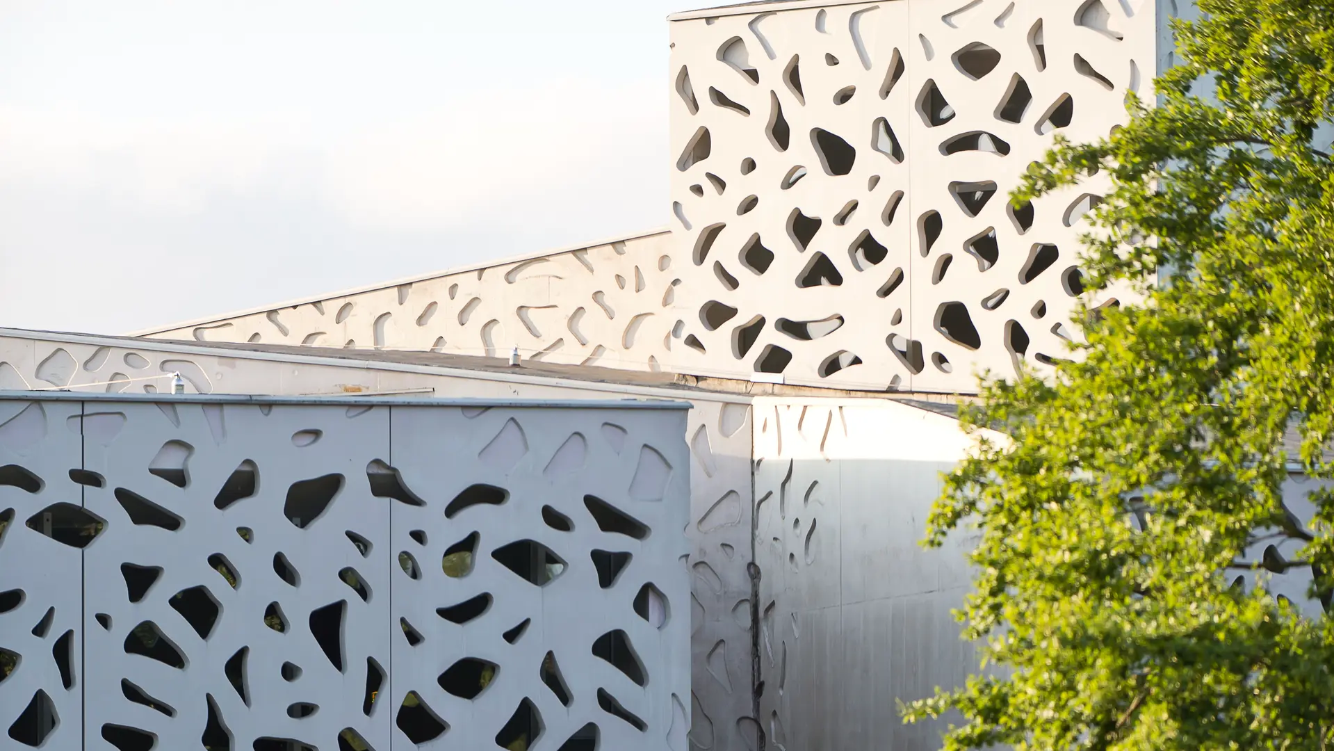 Vue du LaM - Lille Métropole Musée d'art moderne, d'art contemporain et d'art brut (MGA)