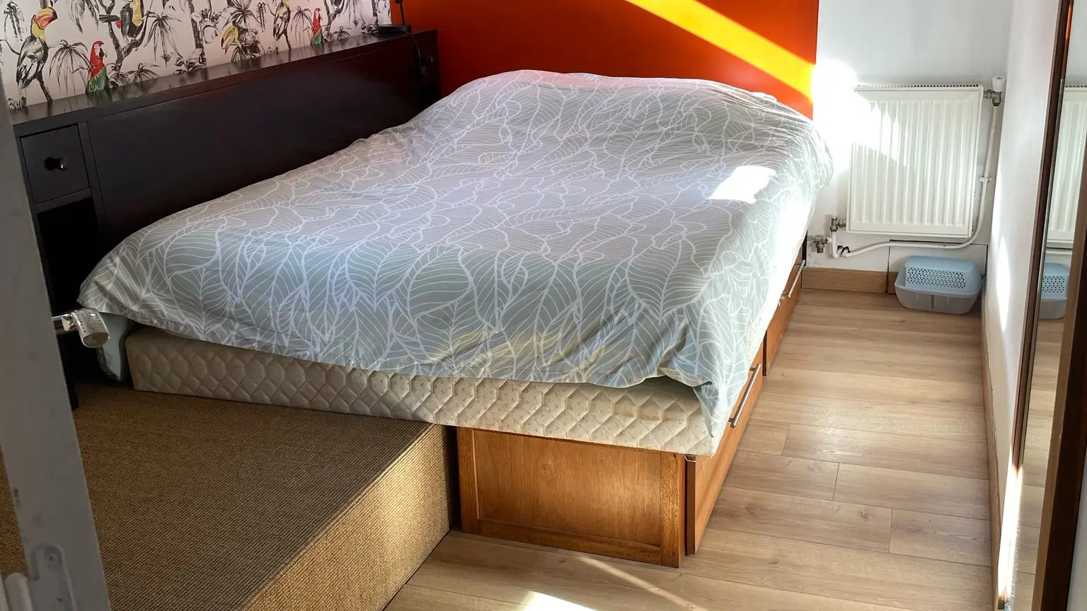Le lit double 140x200cm