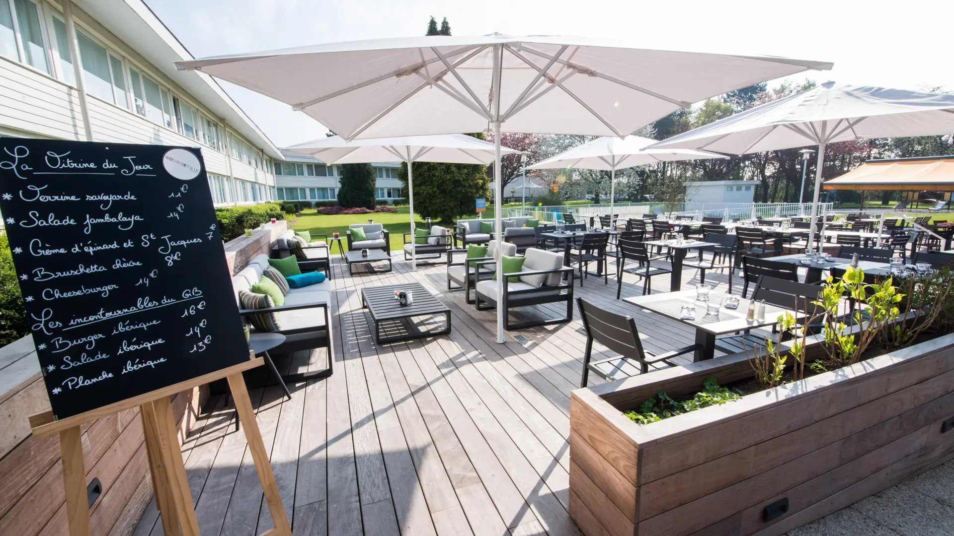 NOVOTEL LILLE AEROPORT -Restaurant Le Bistort du Parc